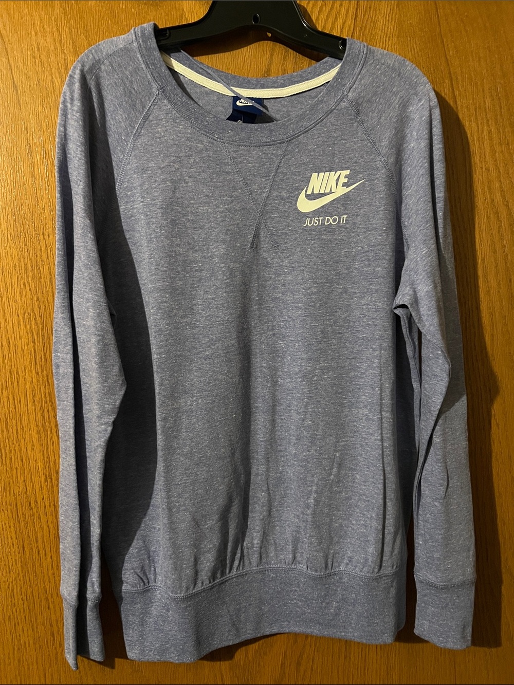 Nike Women’s Heather Blue Crewneck Sweatshirt with White Logo